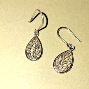 2/25$ 925 Filigree Drop Sterling Silver Hook Post Earring Signed SU CH 925